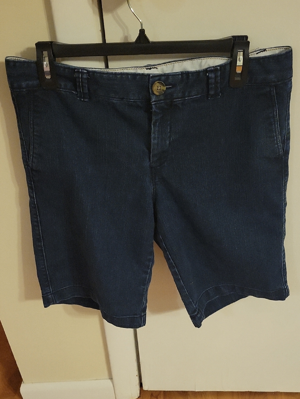 Docker Dark Denim Shorts Sz 10